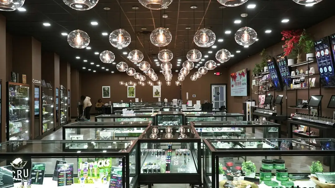 重庆美甲美睫服务选择指南：从手部护理到皮肤管理的全流程解析